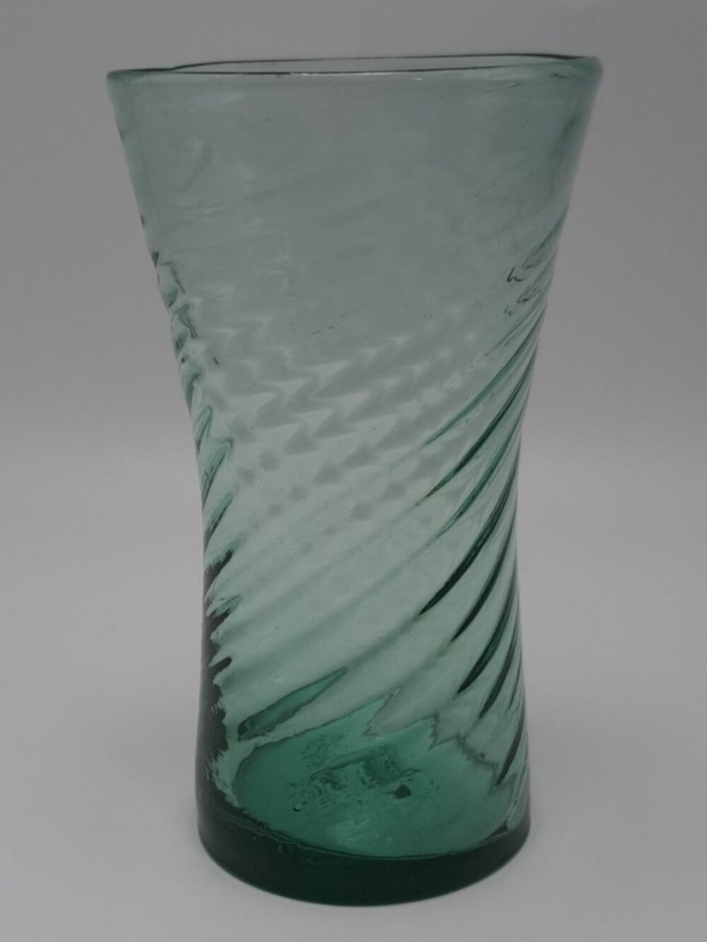 Hand Blown Green Swirl Ribbed Tumbler Drinking Glass